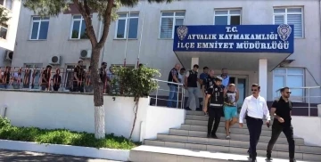 Ayvalık’ta polis ve sahil güvenlikten PKK-KCK terör örgütüne darbe
