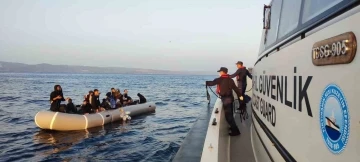 Ayvalık’ta Türk kara sularına itilen 34 göçmen kurtarıldı

