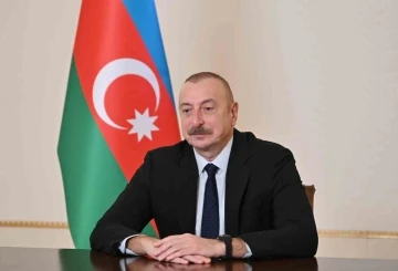 Azerbaycan Cumhurbaşkanı Aliyev, Bakan Özer’i kabul etti
