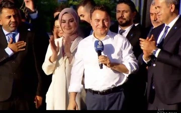 Babacan, seçim startını Gaziantep mitingi ile verdi.