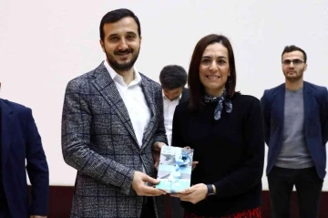 Bağcılar’da öğrenciler her gün yaşı kadar kitap sayfası okuyacak
