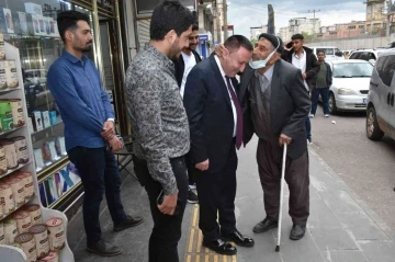 Bağlar Belediye Başkanı Beyoğlu vatandaşlarla bir araya geldi
