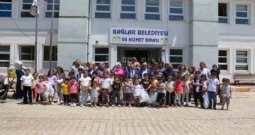 Bağlarlı çocuklar bayram öncesi sevindirildi