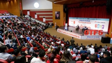 Bakan Bak, Erzurum’da Genç Türkiye Forumu’na katıldı
