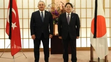 Bakan Çavuşoğlu, Japon mevkidaşı ile bir araya geldi