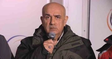 Bakan Kirişci: “1 uçak, 6 helikopter, bin 98 araç, 4 bin 794 çalışanımızla olay yerindeyiz”