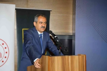 Bakan Özer: “1 milyon gencimizi meslek eğitim merkezleriyle buluşturacağız”
