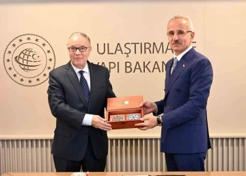 Bakan Uraloğlu, Cezayir Büyükelçisi Belan’ı kabul etti
