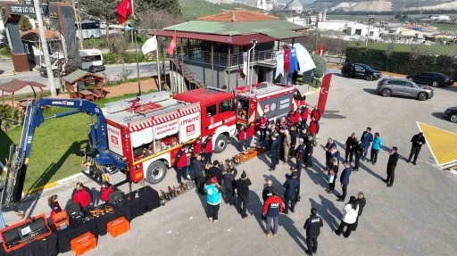 Balıkesir Büyükşehir İtfaiyesi ortak tatbikatta göz doldurdu
