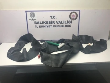 Balıkesir’de 23 düzensiz göçmen ve 6 organizatör yakalandı
