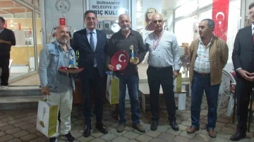 Balıkesir’de Briçte 100. Yıl ödülleri törenle verildi
