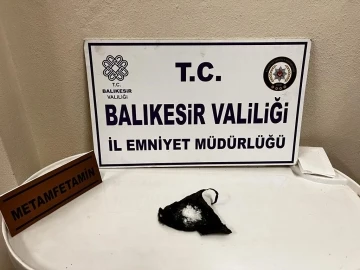 Balıkesir’de operasyonda 3 şüpheli yakalandı
