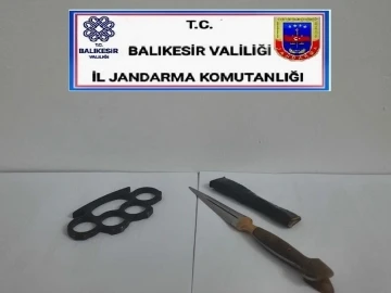 Balıkesir’de polis ve jandarmadan 75 şahsa gözaltı
