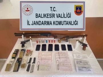 Balıkesir’de tefecilik yapan suç örgütü çökertildi
