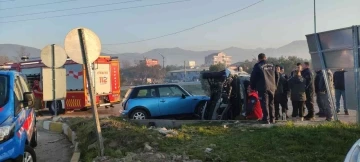 Balıkesir’de trafik kazası: 3 yaralı
