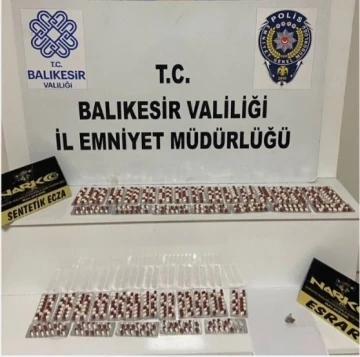 Balıkesir’de uyuşturucu tacirlerine operasyon
