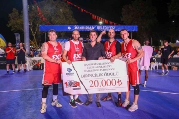 Bandırma’da sokak basketbolu heyecanı
