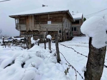 Bartın’ın yüksek kesimlerinde kar etkili oldu
