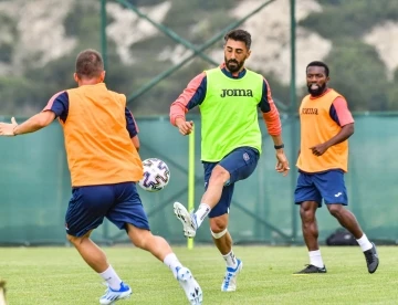 Başakşehir, yeni sezona Burdur’da hazırlanıyor
