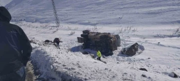 Başkale’de askeri araç devrildi: 6 yaralı
