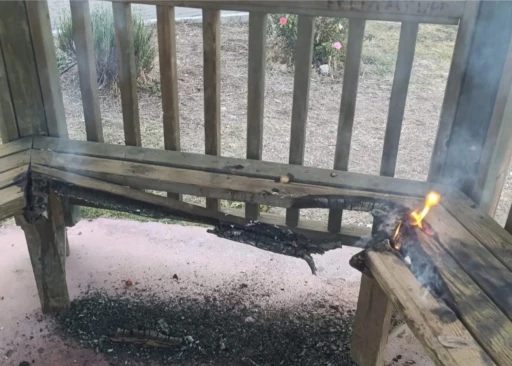 Başkan Akel kamu malına zarar verenlere tepki gösterdi
