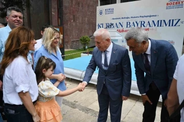 Başkan Bozbey, Büyükşehir ailesiyle bayramlaştı
