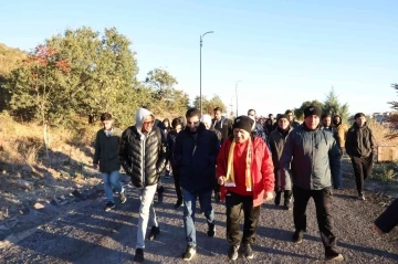 Başkan Büyükkılıç, Gençlik Meclisi Üyeleriyle Sabah yürüyüşü Yaptı
