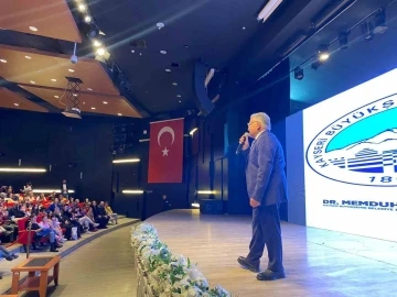 Başkan Büyükkılıç, miniklerin mutlu anlarına ortak oldu
