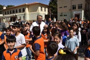 Başkan Çerçi ilkokul öğrencileriyle buluştu
