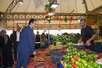 Başkan Dündar, “Çarşı ve pazarlar ekonominin kalbi”
