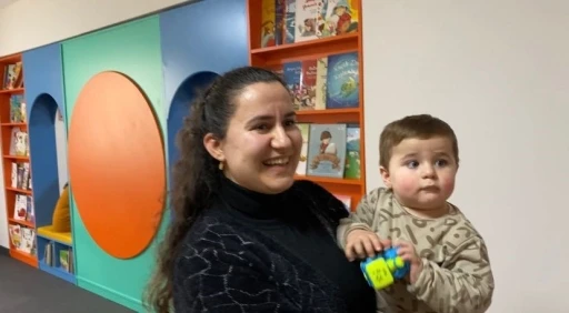 Başkan Ekinci, Bebek Kütüphanesi’nde miniklere masal okudu
