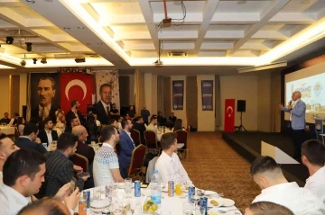 Başkan Gültak: &quot;Borç ödüyor, hizmet de üretiyoruz”
