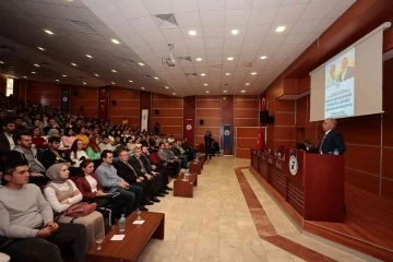 Başkan Osman Zolan, PAÜ’lü gençlerle bir araya geldi
