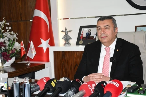 Başkan Özcan: &quot;Kayısıda yanlış ilaç kullanımı ihracata zarar verebilir&quot;
