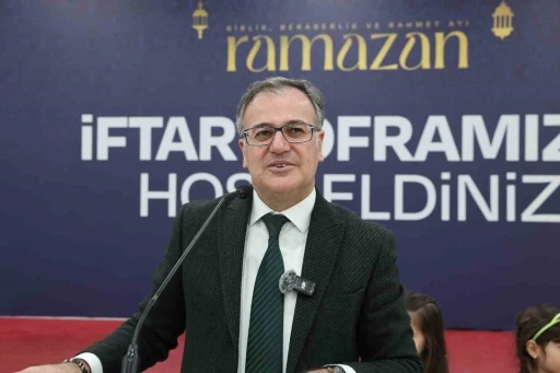 Başkan Özdoğan: &quot;Yüz akı hizmetlerimizin arkasında kocaman bir ekip var&quot;
