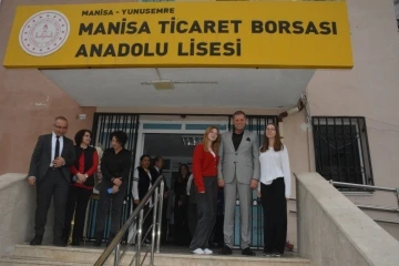 Başkan Özkasap’tan Manisa Ticaret Borsası Anadolu Lisesi öğretmenlerine kutlama
