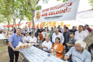 Başkan Seçer: &quot;Mersin’de herkes mutlu ve gelecekten de umutlu&quot;
