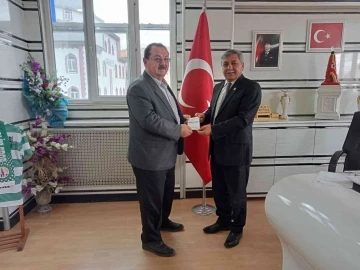 Başkan Teke’den kurban bağışı
