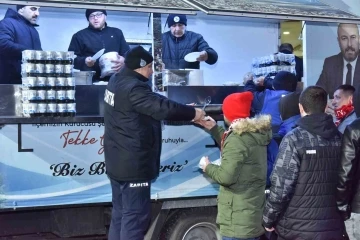 Başkan Togar’dan taraftara pilav ikramı
