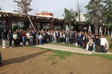 Başkan Turgay Erdem üniversite öğrencileriyle buluştu
