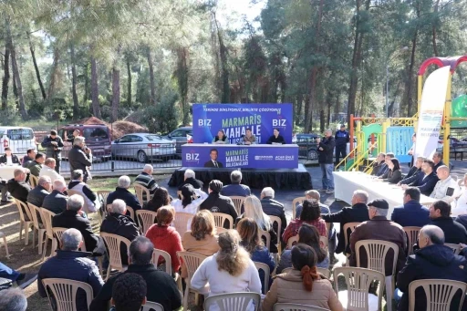 Başkan Ünlü, mahalle sakinlerinin taleplerini dinledi
