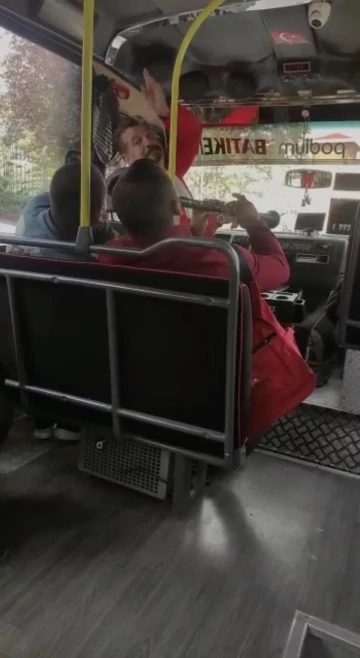 Başkent’te yolcu minibüsünde zurnalı yolculuk
