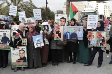 Batı Şeria’da Filistinli tutuklulara destek gösterisi
