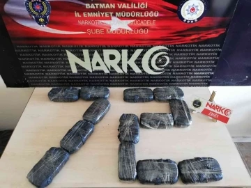 Batman’da 10 kilo uyuşturucu ele geçirildi
