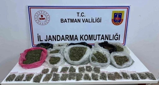 Batman’da bir evden 6 kilo 300 gram uyuşturucu çıktı
