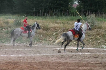 Bayburt’ta 15 Temmuz Demokrasi ve Milli Birlik Günü dolayısıyla cirit düzenlendi
