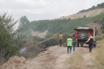 Bayburt’ta örtü yangınında 100 dekara yakın alan zarar gördü
