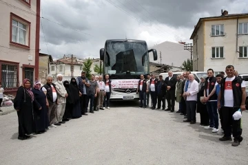 Bayburtlu şehit aileleri ve gaziler Çanakkale gezisi için yola çıktı
