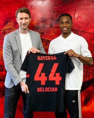 Bayer Leverkusen, 19 yaşındaki Jeanuel Belocian’ı kadrosuna kattı
