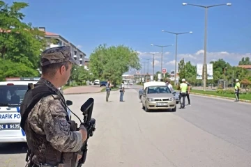 Bayram öncesi Erzincan’da sıkı denetim
